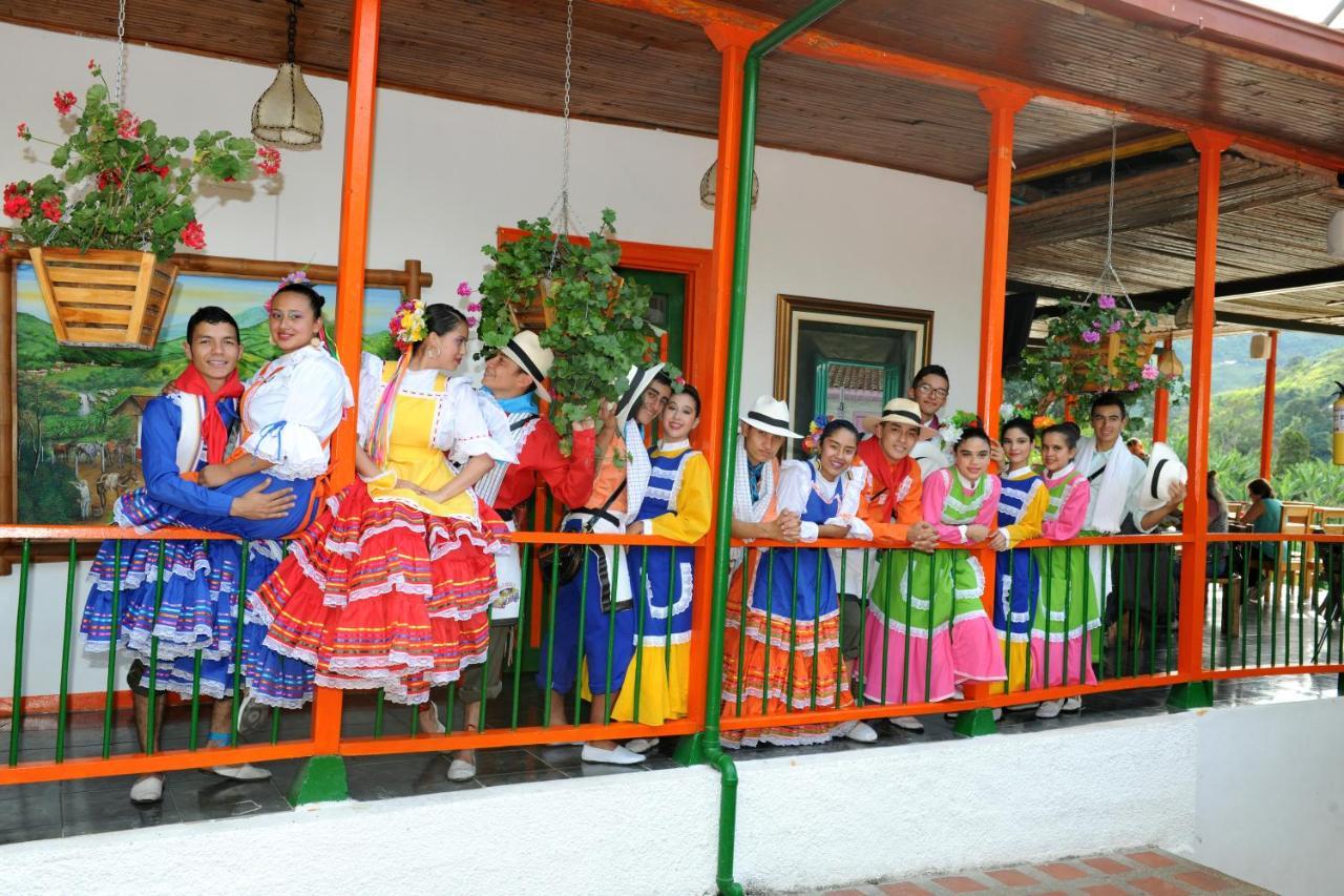 Апартаменты Hacienda Charrascal Coffe Farm Манисалес Экстерьер фото